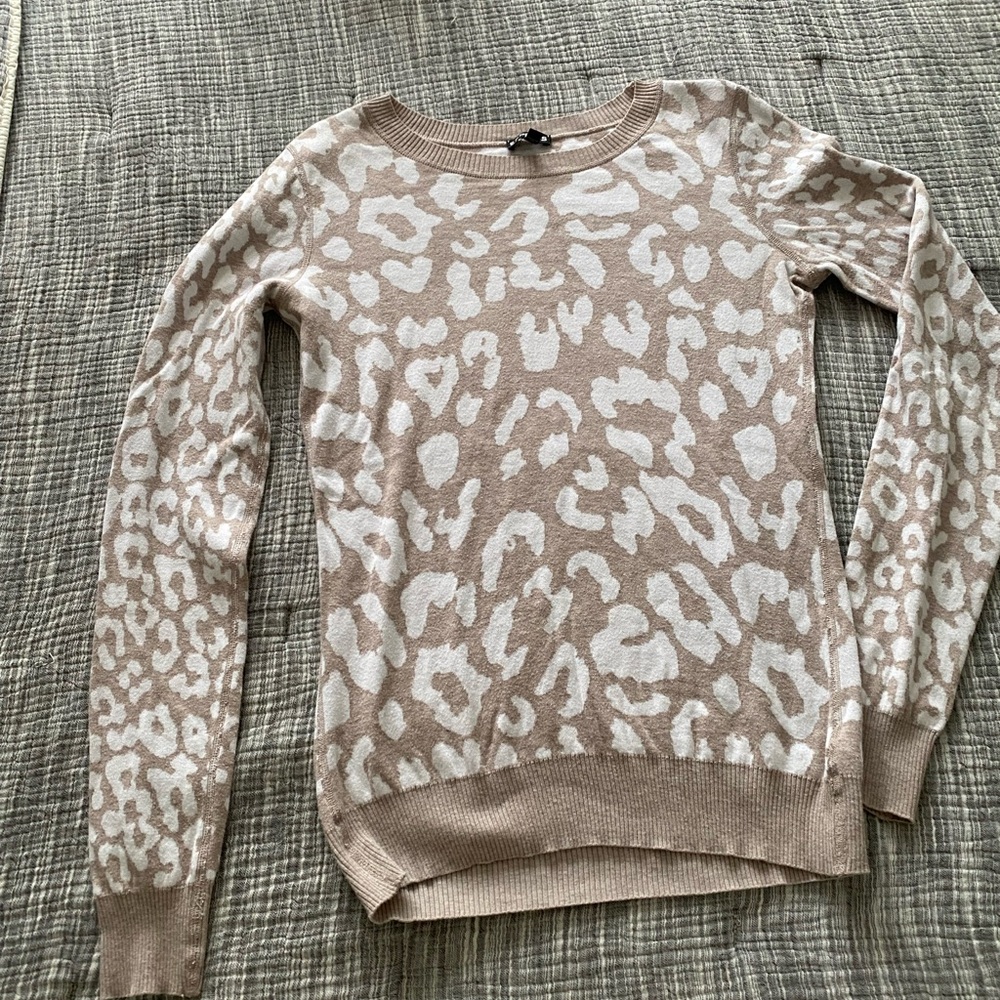 Leopard Print Beige and White Sweater